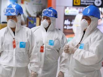 Omicron hızla yayılıyor! İngiltere’ye de sıçradı