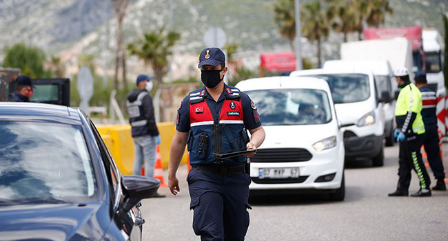 Dikkat çeken karar: Terörsüz Türkiye gerekçesiyle ülke genelinde 2 bin 763 kontrol noktası kaldırıldı