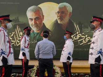 Bağdat Havalimanı'na o iki ismin posteri asıldı