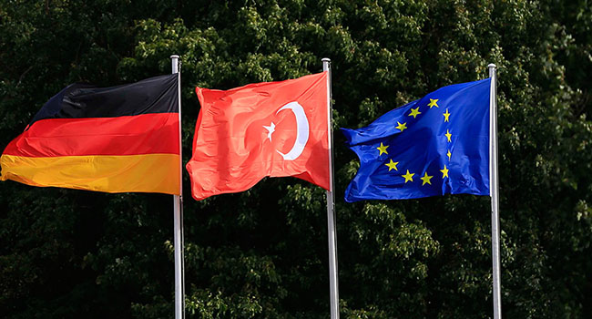 Almanya'dan 'vize' açıklaması: 'Türkiye'ye ek görevlendirmeler yapılacak'
