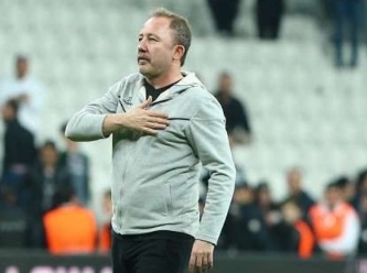Beşiktaş'ta 'Sergen Yalçın ile devam' kararı alındı