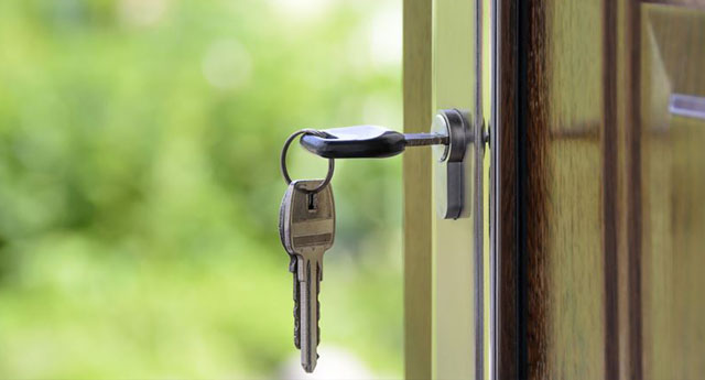 Yatırım Atın ve konuttan, faiz ve borsaya kayıyor