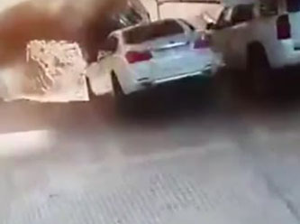 Koskoca kulelerin yer altı otoparkı bir anda çöktü