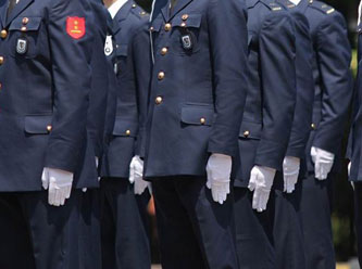 Askeri öğrencilere yine operasyon: 52 gözaltı