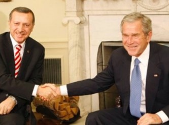 Türk askerinin başına çuval geçirten pazarlık