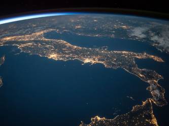 İtalya'nın ilk kadın astronotu yeniden uzay yolcusu