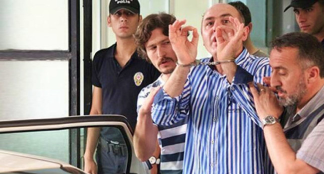 Eski emniyet müdürlerine DHKP-C Kaos davasından beraat