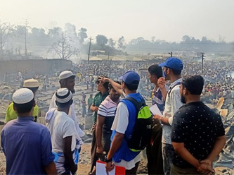 Arakanlı Müslümanların kampında yangın faciası