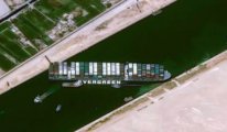 Dünya ticaretinin gözü Süveyş Kanalı'nda