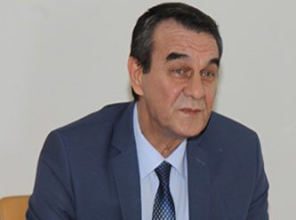 Kaymakam'dan vatandaşa : İndir şu arka ayaklarını