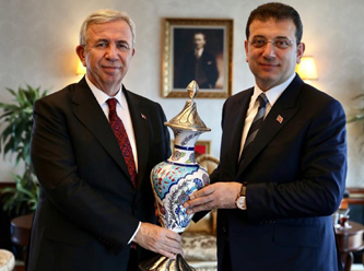 Mansur Yavaş, İmamoğlu'nun işini mi kolaylaştırdı?