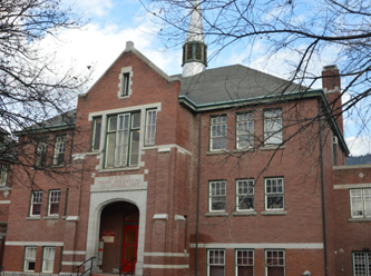 Dünya şokta: Okul bahçesinde toplu çocuk mezarı çıktı