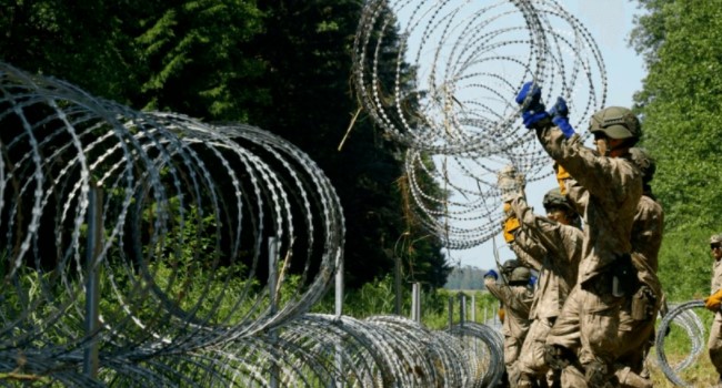 Polonya, göçmenlere karşı Belarus sınırına 186 kilometre çit örüyor