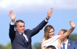 Darbeden eski başkan Bolsonaro’nun evine baskın yapıldı
