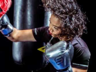 Kadın boksör ringde aldığı darbeler sonucu öldü