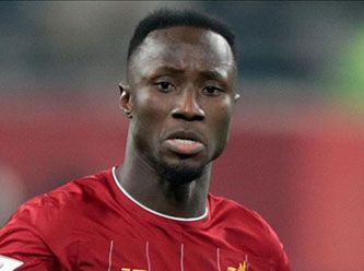 Ünlü futbolcu darbe yapılan Gine'de mahsur kaldı