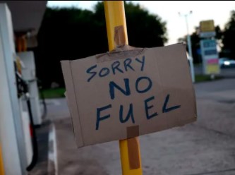 İngiltere'de akaryakıt sorununa ordu el atıyor