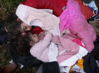 32 göçmen, Polonya sınırında ölümün eşiğinde