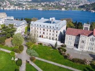 Boğaziçi'nde cehalet bir kale daha kazandı