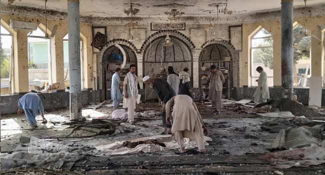 Camiye saldırı: Onlarca ölü ve yaralı var