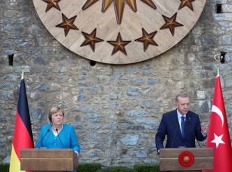 "Alman hükümetlerinin özelliği budur"