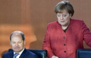Almanya'da aşırı sağcıların Merkel ve Scholz'a yönelik suikast planları önlendi