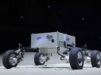 Japon otomotiv devi güzünü Ay'a dikti