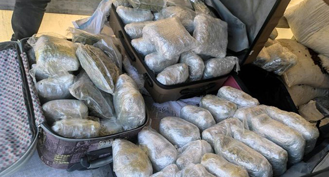Vakıf üniversitesinin aracında 74 kilo uyuşturucu bulundu