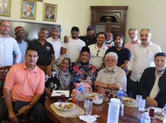 Efsane boksör Muhammed Ali’nin eşinden Hizmet gönüllülerine: Sizler benim yeni ailemsiniz