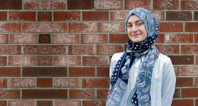 Cadı avı mağduru Dilara Özdemir 4 yılda 5 dil öğrendi: ABD’de 'yılın öğrencisi' seçildi