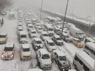 Meteoroloji'den son Aybar açıklaması: Kar fırtınayla birlikte gelecek