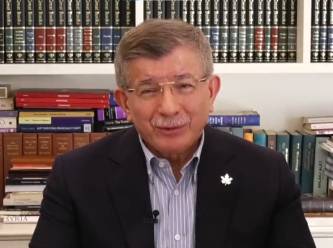 Davutoğlu'ndan Diyarbakır'da 'Kürt Sorunu' çıkışı