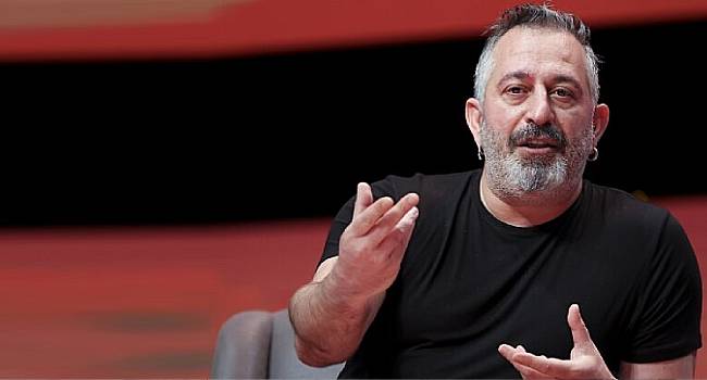 Ünlü komedyen Cem Yılmaz hastaneye kaldırıldı