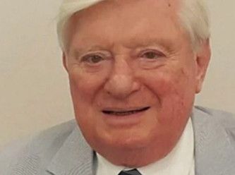 Eski Bakan Onur Kumbaracıbaşı hayatını kaybetti