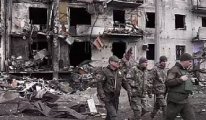 Rusya’nın Ukrayna saldırısında son durum: Havaalanı tamamen yok edildi