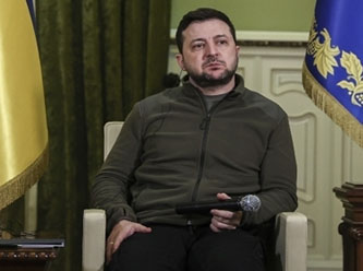 Zelenskiy, iki kritik ismi görevden aldı