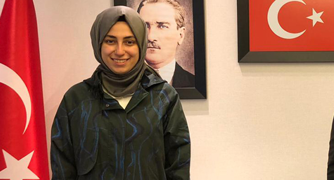 "Gözaltındayken İstifa Etsin Diye Baskı Yaptılar": CHP'li Belediye Başkan Yardımcısından Zehir Zemberek Açıklamalar