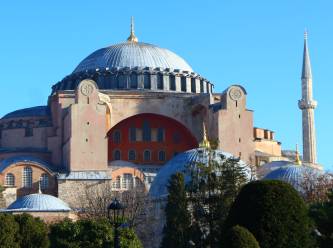 Ayasofya'da 88 yıl sonra teravih namazı kılınacak