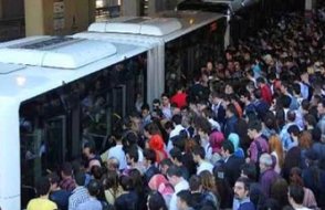 İstanbul'da kriz: Binlerce halk otobüsü kontak kapattı!