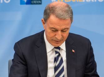 Akar suskunluğunu bozdu