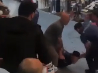 Çatışmaya giren polisin zor anları kameralara yansıdı