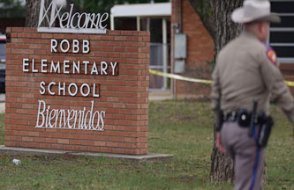 Teksas'taki okul katliamı, polisin gözünün önünde gerçekleşmiş