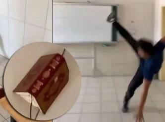 Kur'an-ı Kerim'e tekme atan 3 öğrenci 'tastikname' aldı