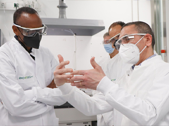 Uğur Şahin açıkladı: Yeni bir Covid-19 aşısı geliyor