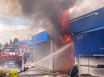 Rus güçleri Slovyansk'a saldırısında pazar yeri vurdu