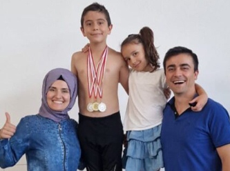 Almanya’ya gelişinin 32. gününde yüzmede 4 madalya kazandı