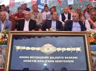 MHP'li belediye güreşçinin altın kemerine çöktü