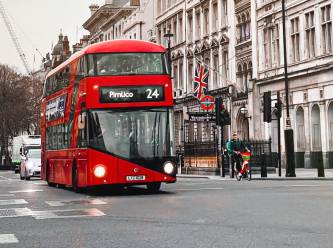 İngiltere'de başbakanlık için yeni aday
