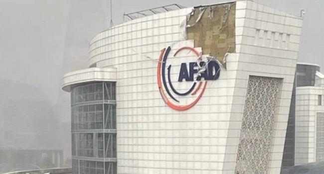 AFAD'ın binası doğal afete dayanamadı