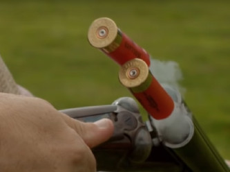 Muhtar adayı, AKP ilçe başkanını vurdu